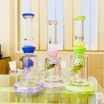 8'' Showerhead Bong with Bee On its Body(Weight-300gm)